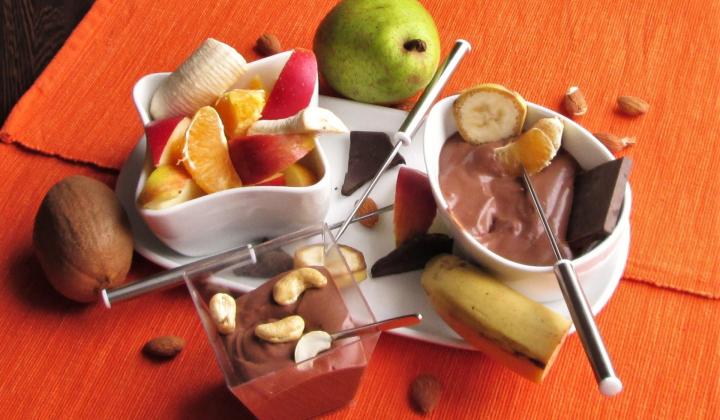 Jak zpestřit dětskou oslavu kakaovým krémovým dipem | recept Jak zpestřit dětskou oslavu kakaovým krémovým dipem | recept