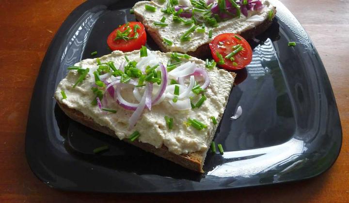Jak udělat pomazánku s muchomůrkou růžovkou | recept z hub Jak udělat pomazánku s muchomůrkou růžovkou | recept z hub