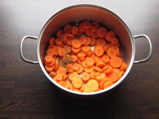 Jak na teplý mrkvový salát protknutý Orientem | recept Jak na teplý mrkvový salát protknutý Orientem | recept