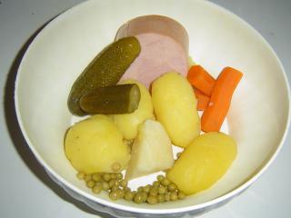 Jak udělat vlašský salát (pravý vlašák) | recept Jak udělat vlašský salát (pravý vlašák) | recept